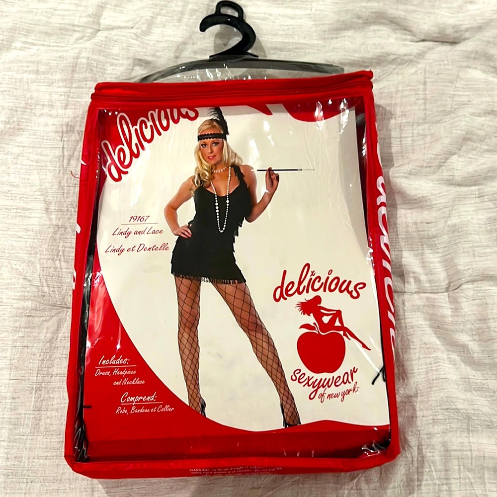 Delicious Lindy & Lace Flapper costume